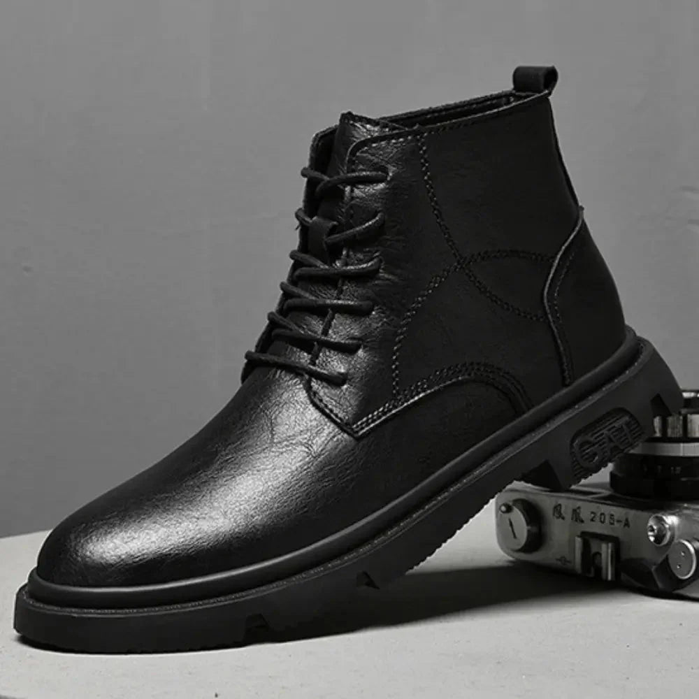 Vince – Elevated herenboot met robuuste zool en strakke vetersluiting - 8cm - Elevated